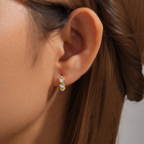 Joycee - Szív alakú fülbevalók cirkóniával