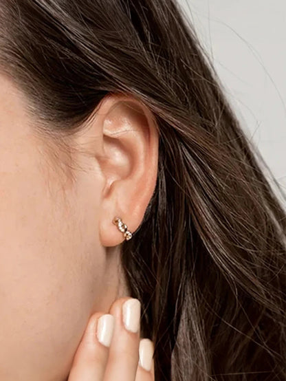 Huggie Fülbevalók Zirconia Kristályokkal – Priscilla