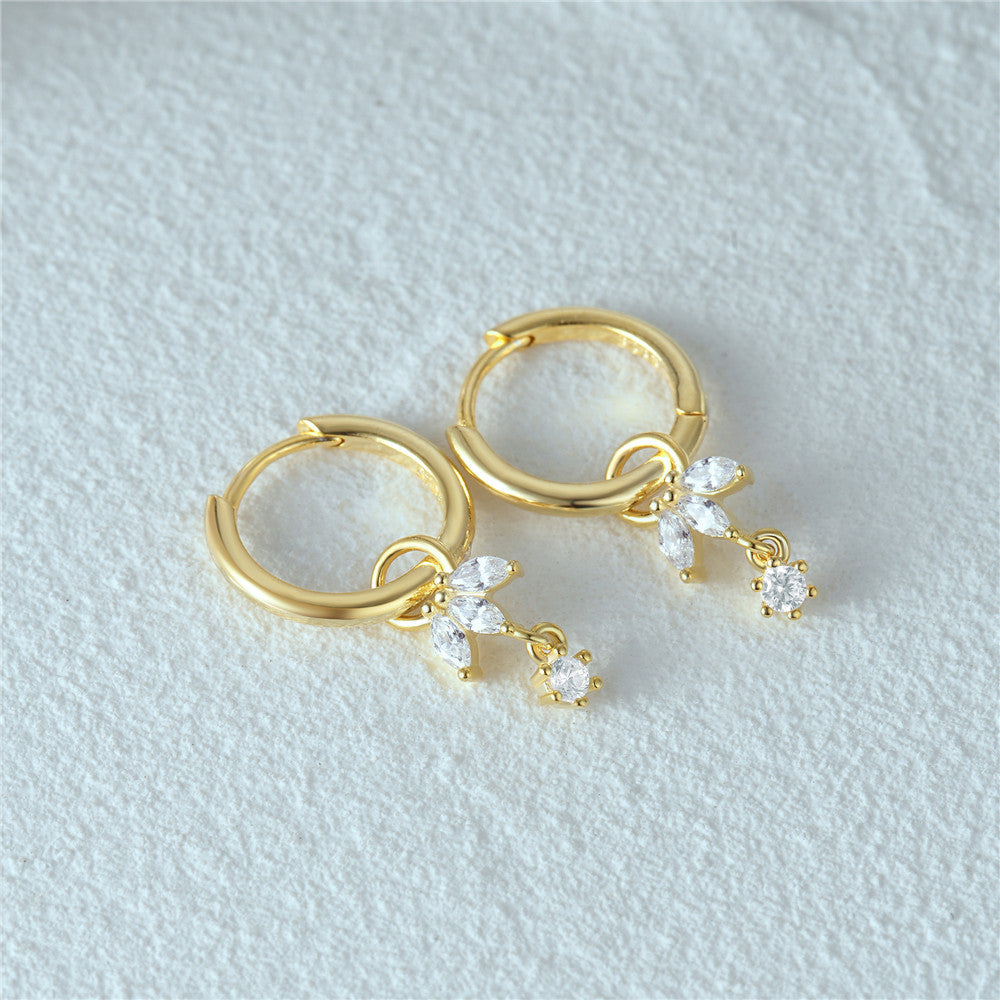Virág Fülbevalók Zirconiával – Maude